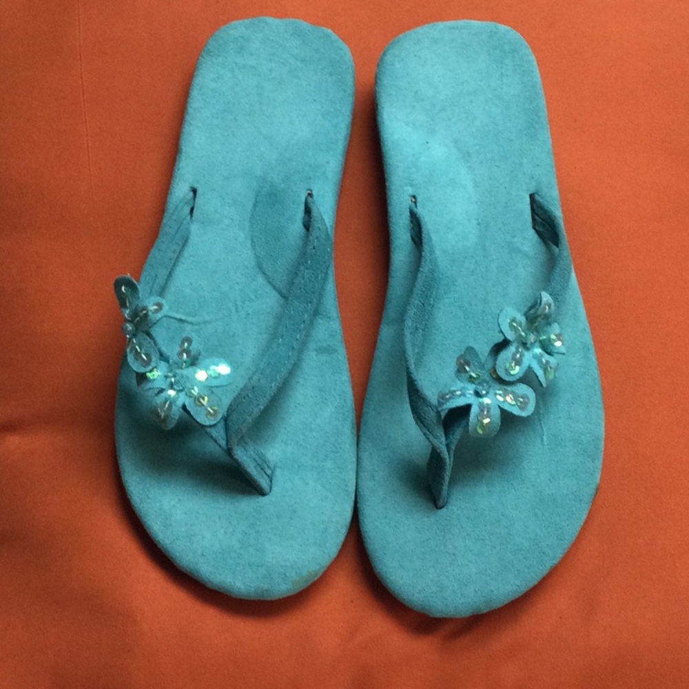 Cute Turquoise Suede Flip Flops